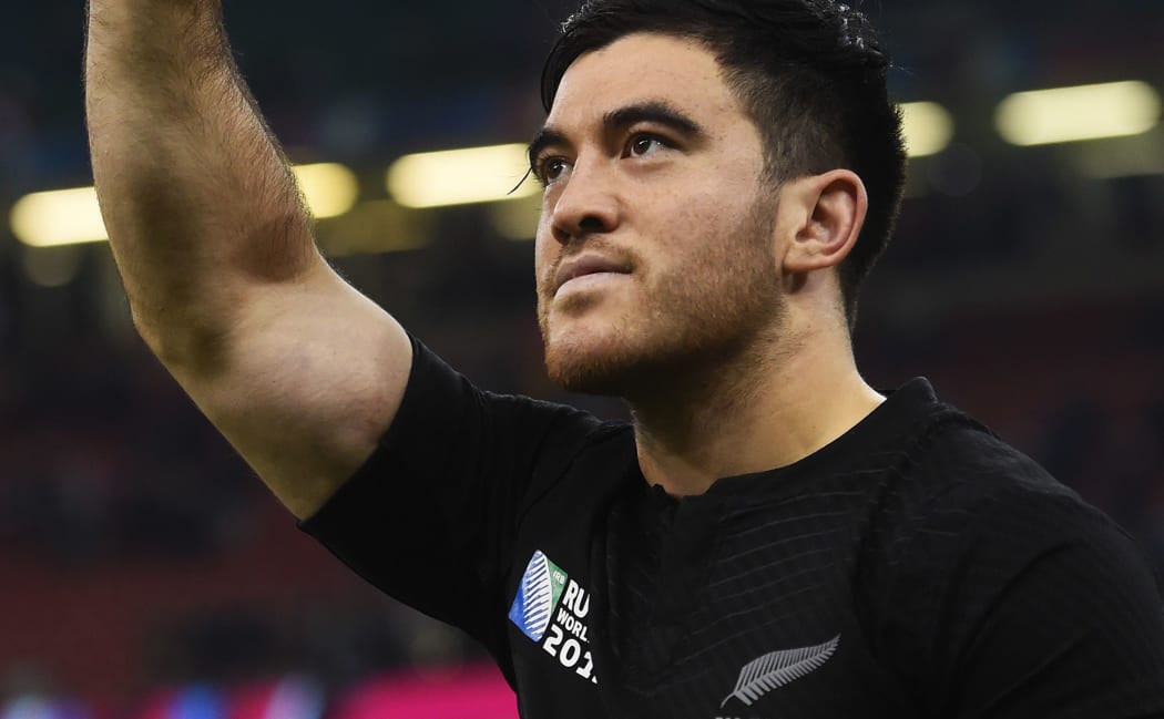 Nehe Milner-Skudder acknowledges the fans following the All Blacks win over France.