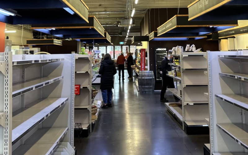 Road closures and rising costs force closure of Nelson business | RNZ