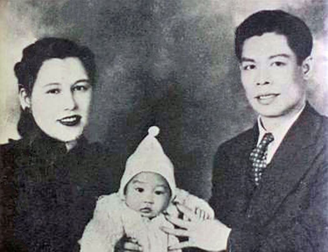 Bruce Lee with his parents.