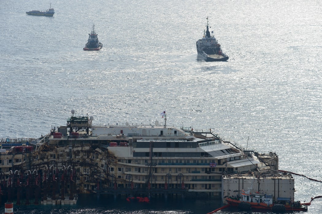 Refloating the Costa Concordia is expected to take up to a week.