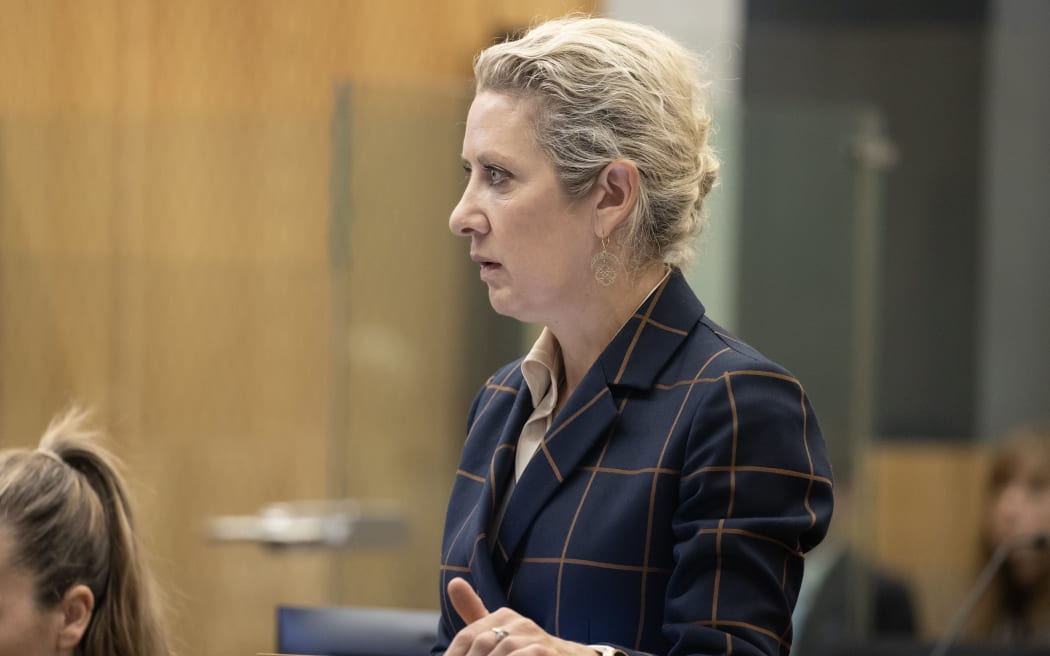 27th October 2023 Iain McGregor/The Press/Pool
Christchurch Masjidain Attack Coronial hearing.
Anne Toohey Ð Counsel for some families cross-examines witness Constable Dara Taylor (Police).