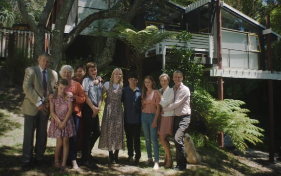 Cast photo of the Fahey family