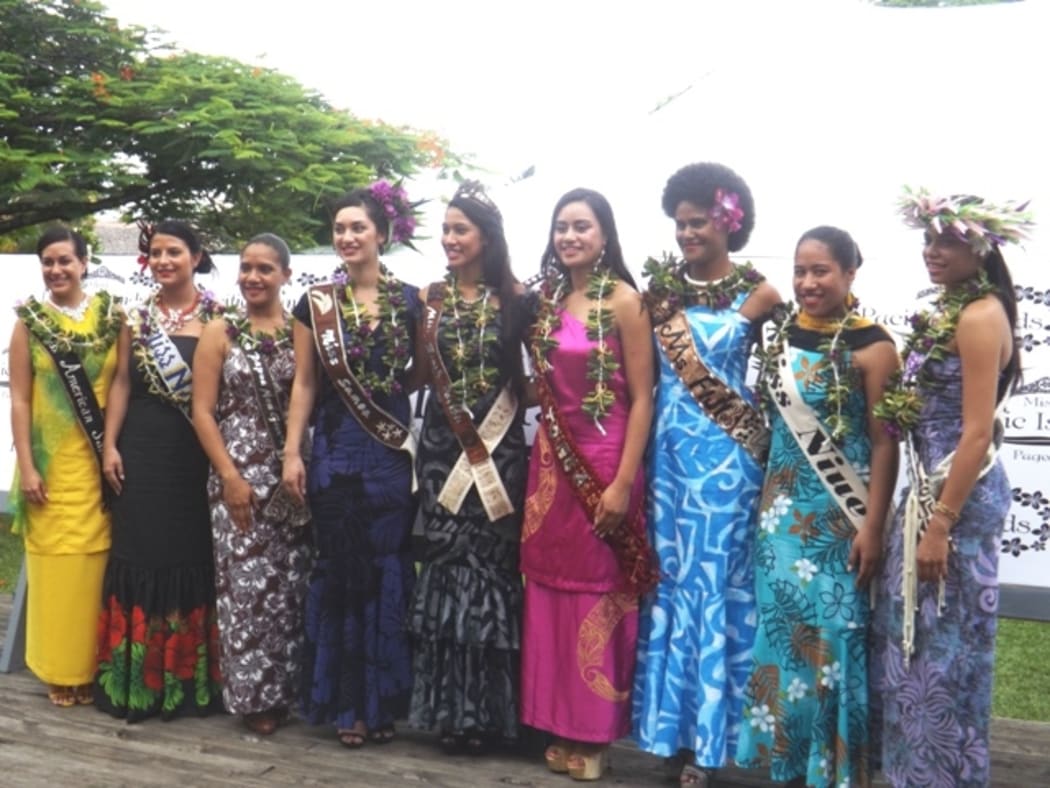 Contestants in Miss Pacific Islands pageant