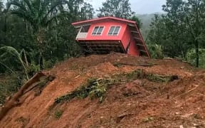 NZ delivers post-cyclone relief to Solomon Islands and Papua New Guinea ...