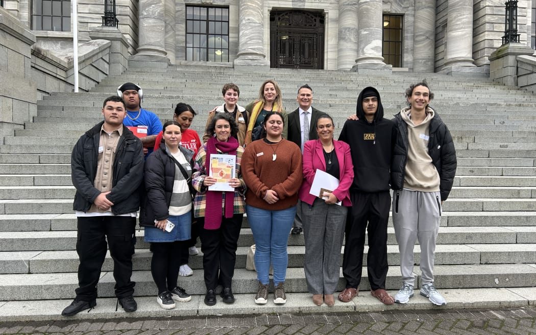 Pillars youth panel Ngā Rangitira Apōpō pictured with Minister for Children Karen Chhour and Chief Children's Commissioner Claire Achmad.