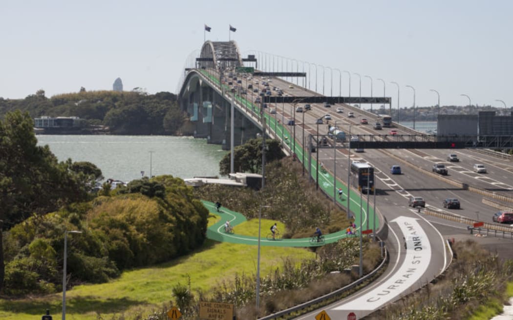 Auckland Harbour Bridge bike lane