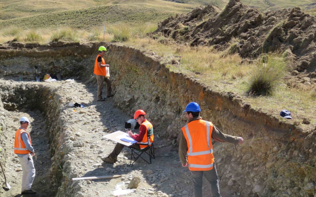 The team from University of Otago at work at the trenching site in West Otago.