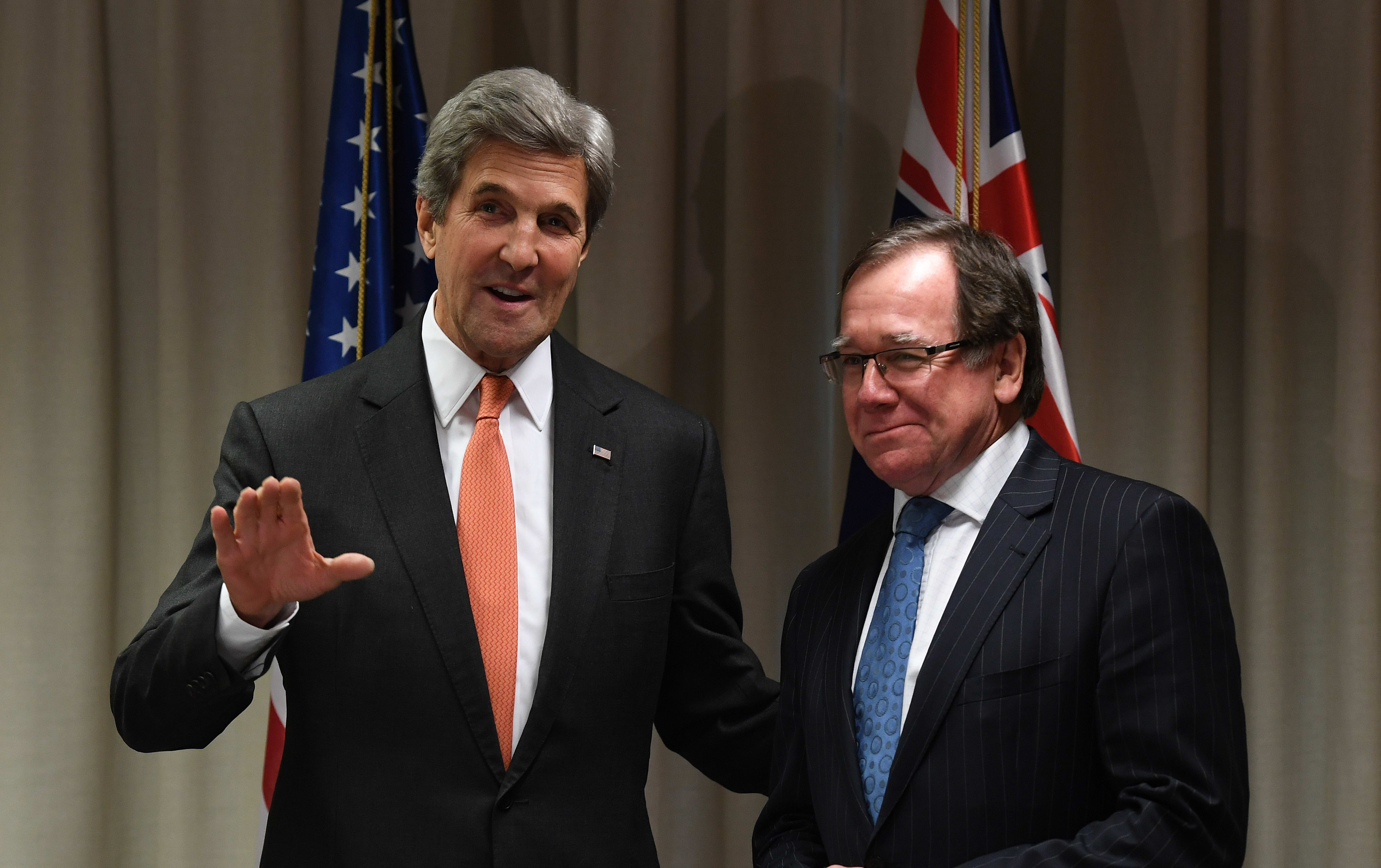 US Secretary of State John Kerry, at left, and New Zealand Foreign Minister Murray McCully