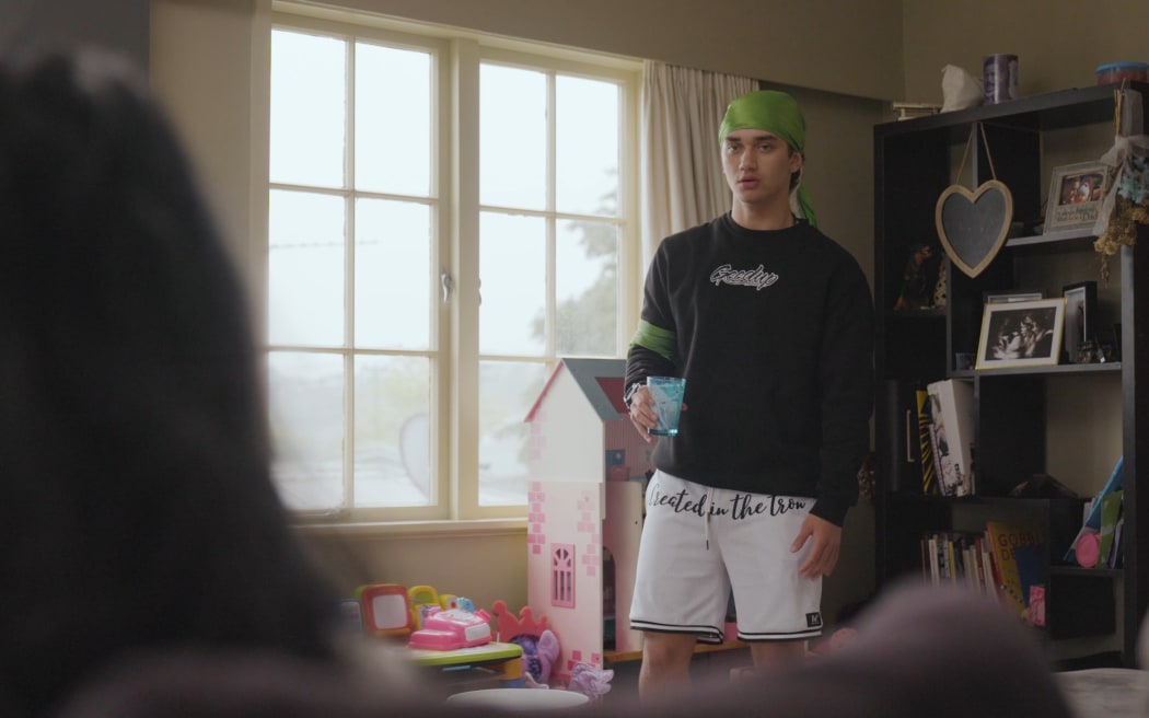 Mana is confronted by Trish on his latest fashion choices