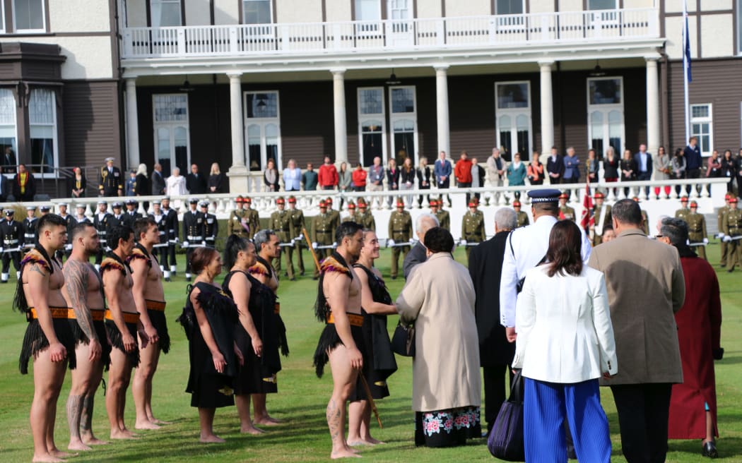 Tuimaleali'ifano Va'aleto'a Sualauvi II and his delegation thanking members of the NZDF Māori cultural group for the powerful powhiri