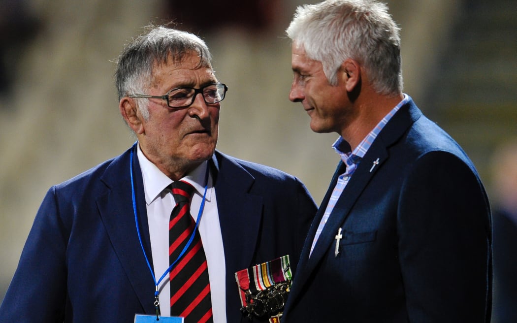 Tiny Hill with then Crusaders coach Todd Blackadder in 2015.