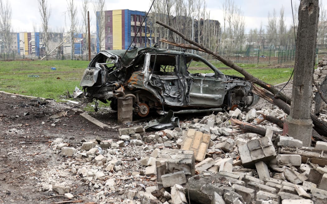 EDITORS NOTE: Graphic content / This photograph taken on April 23, 2023, shows a destroyed military vehicle in the frontline city of Bakhmut, Donetsk region on April 23, 2023, amid the Russian invasion of Ukraine. (Photo by Anatolii Stepanov / AFP)
