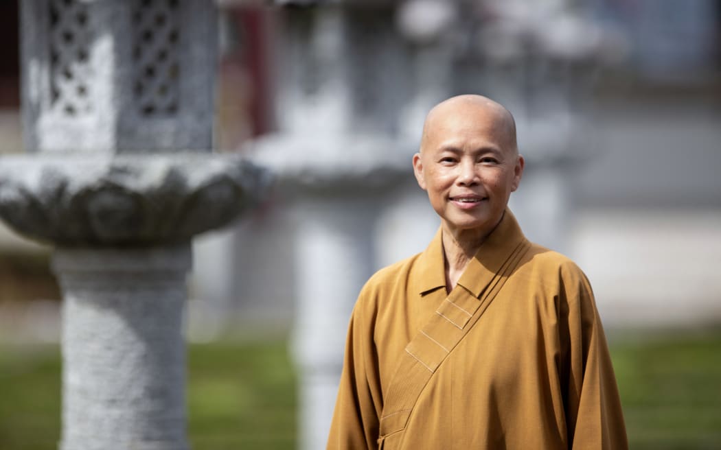 Abbess Manshin is a member of the Fo Guang Shan (FGS) Buddhist Order and in 2003 led the construction of two Buddhist Temples in Auckland and Christchurch.