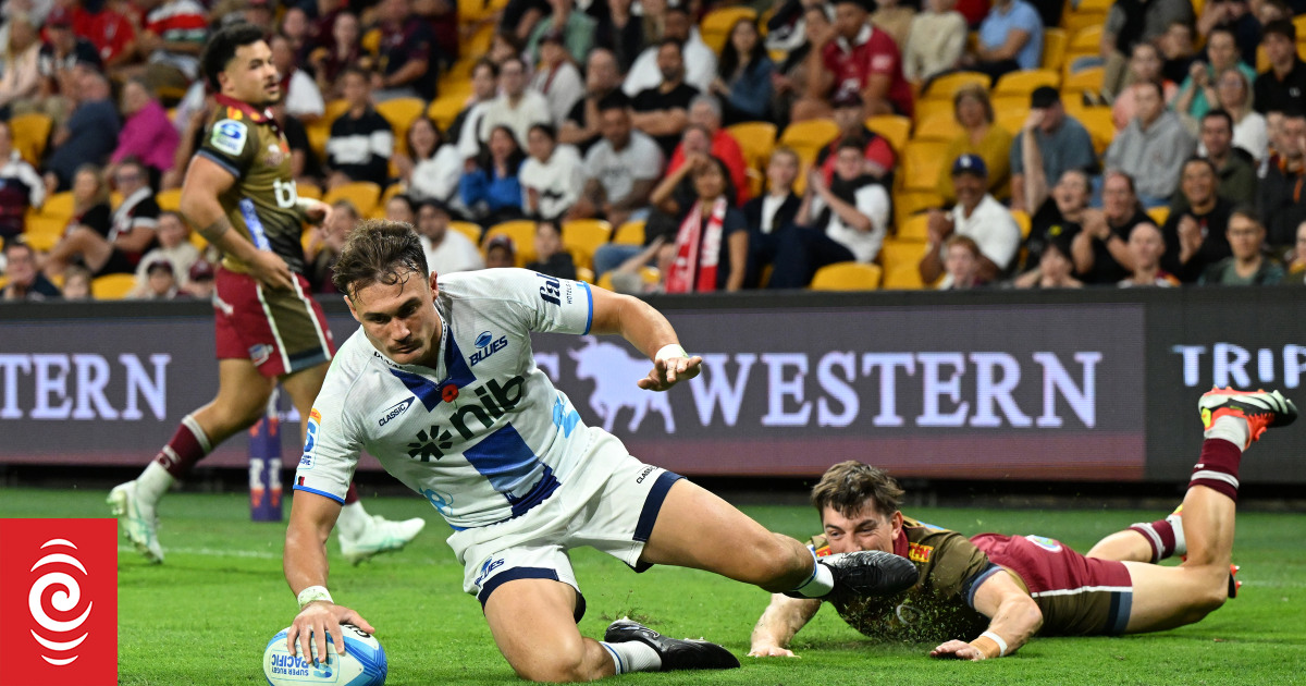 Blues make it six straight wins after thriller in Brisbane - Vimarsana News