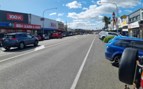 Levin street
State Highway 1 through the town is a bustling throughfare when RNZ visited this week. RNZ/Jimmy Ellingham