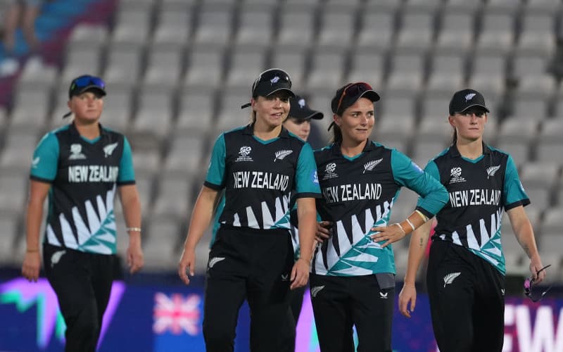 Melie Kerr (R) of New Zealand during the New Zealand White Ferns v Ireland, group 2 - match 3 of the ICC Women’s T20 World Cup England & Wales 2026 June 2026 at The Rose Bowl, Southampton, England on Friday 19 June 2026.
Photo: Sameera Peiris /www.photosport.nz