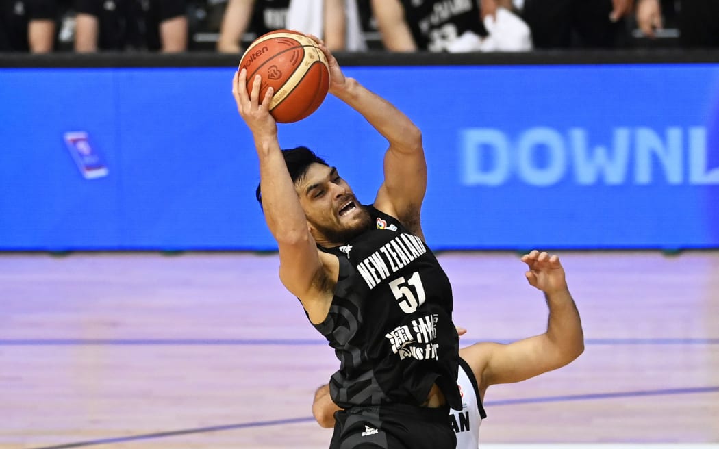 Shea Ili in action at the 2023 FIBA World Cup.