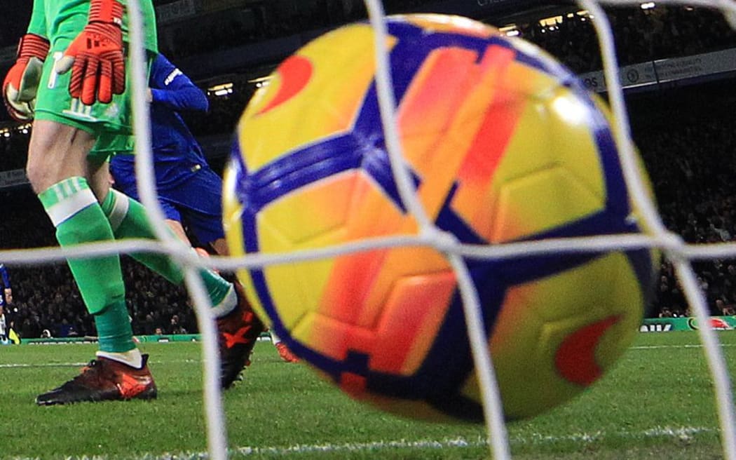 5th November 2017, Stamford Bridge, London, England; EPL Premier League football, Chelsea versus Manchester United; David De Gea of Manchester Utd looks at the ball in the net as Alvaro Morata of Chelsea scores making it 1-0