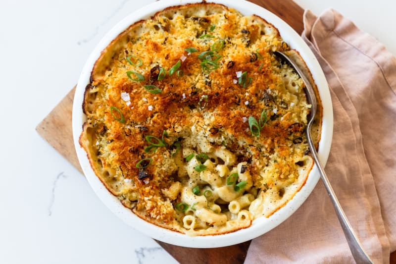 Spring onion and black pepper mac 'n' cheese.
