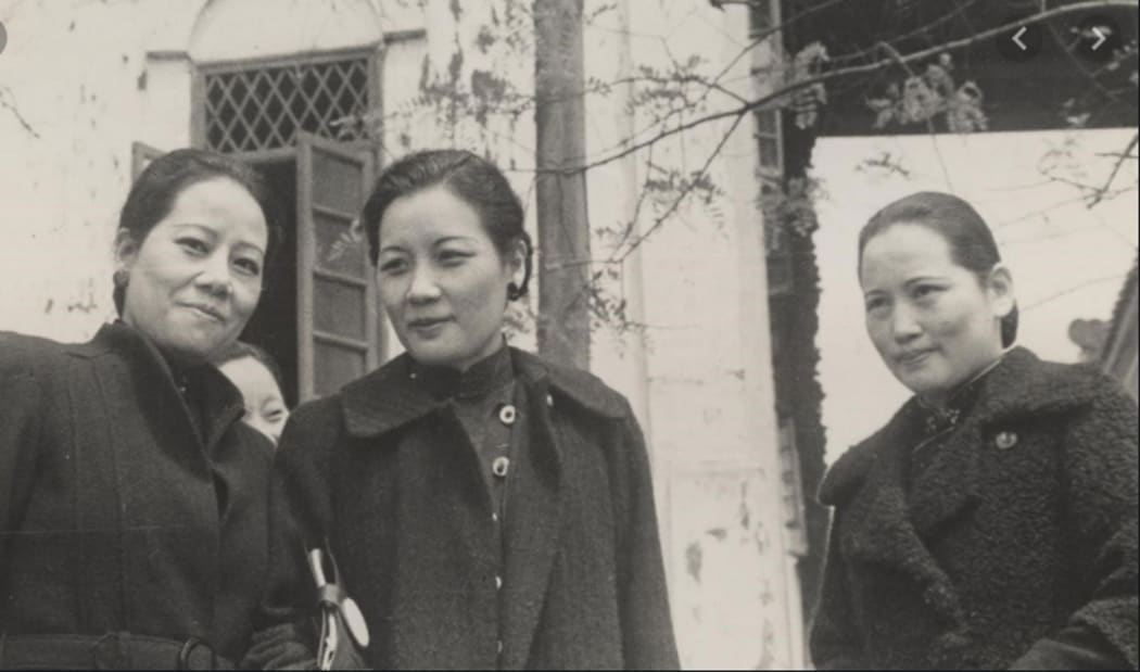 From left, Ei-Ling, May-Ling and Ching-Ling in 1940.