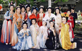 Joyee Hanfu Chinese Dance Group at the Farmers Santa Parade 2024