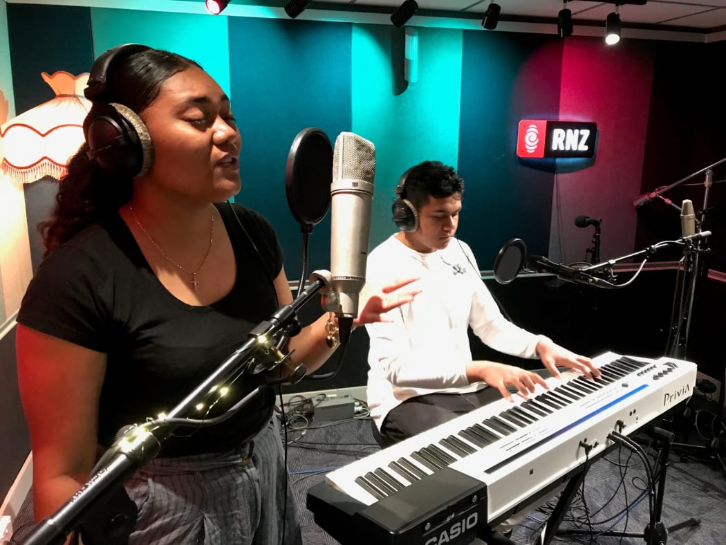 Silika Isaia and Russell on keyboards