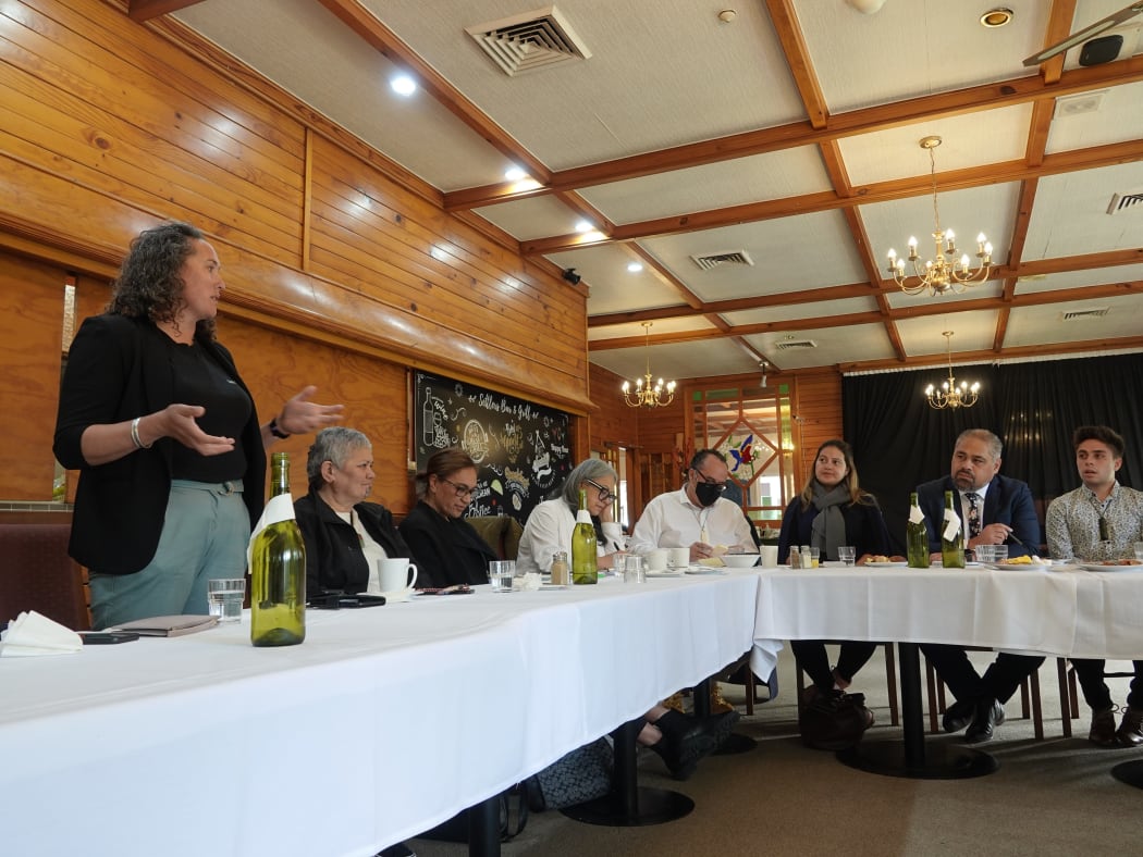 Peeni Henare (second from right) met with iwi health providers from across Te Tai Tokerau in WhangāreI.