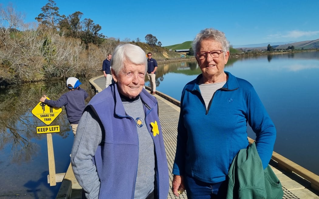 Clutha Gold Cycle and Walking Trail - Dorothy Clark and Jennie McIntosh