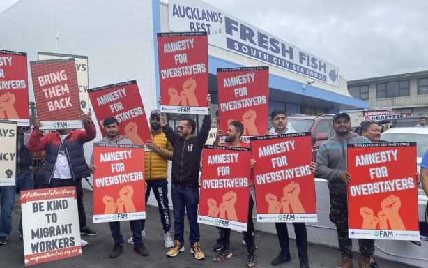 A public meeting that included government ministers and community leaders was called on 6 May 2023 following an incident the previous week that was reminiscent of the Dawn Raids of the 1970s.