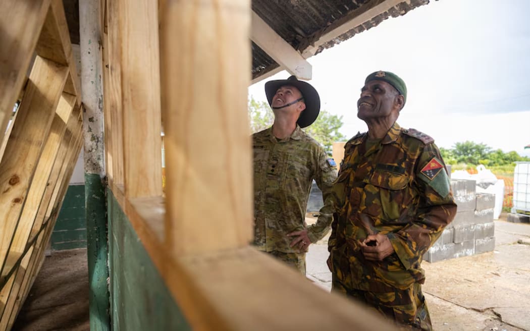 Australia and Papua New Guinea have maintained close military ties. (ABC News: Tim Swanston)