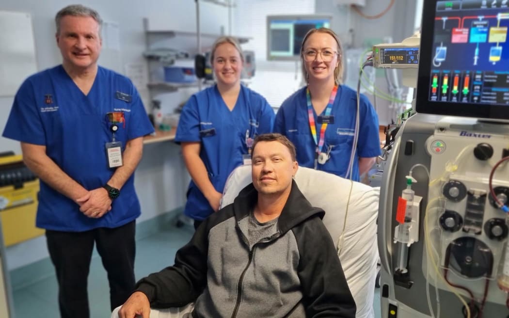 Staff of Taranaki Base Hospital with Mark Walsh