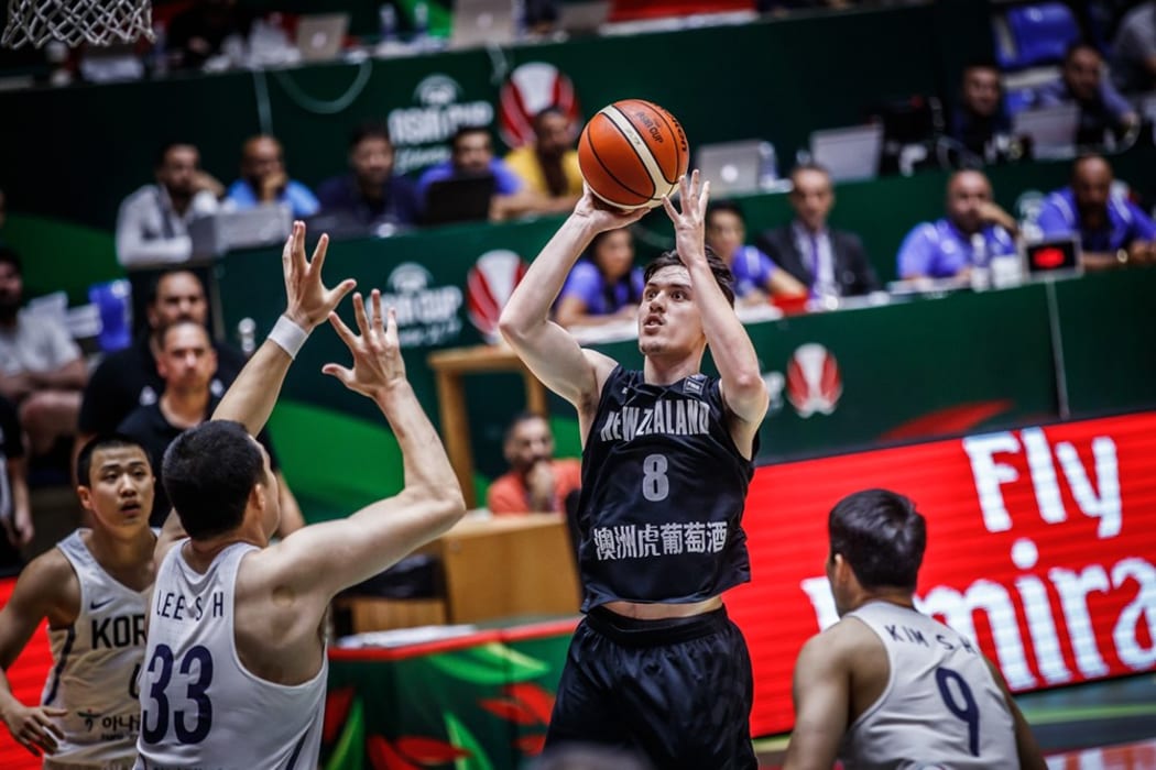 Tall Blacks Derone Raukawa