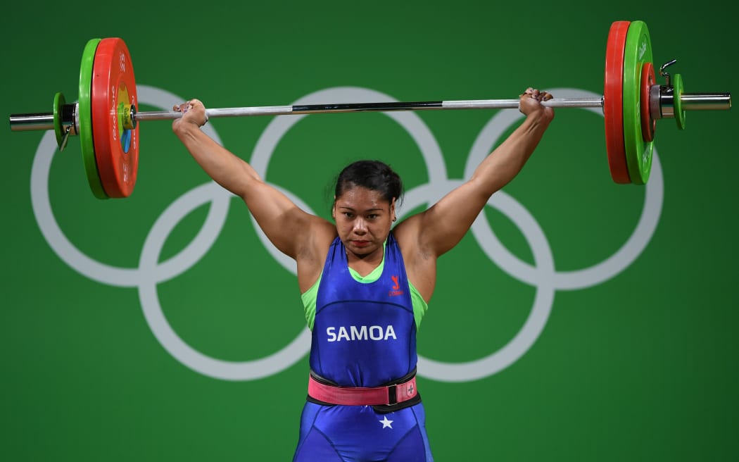Meet the Opeloges: Samoa's first family of weightlifting | RNZ