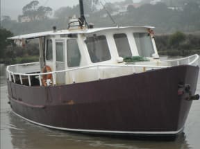 Six people were rescued but others were feared dead after what is thought to be The Francie fishing vessel got into trouble in the Kaipara Harbour, northwest of Auckland.