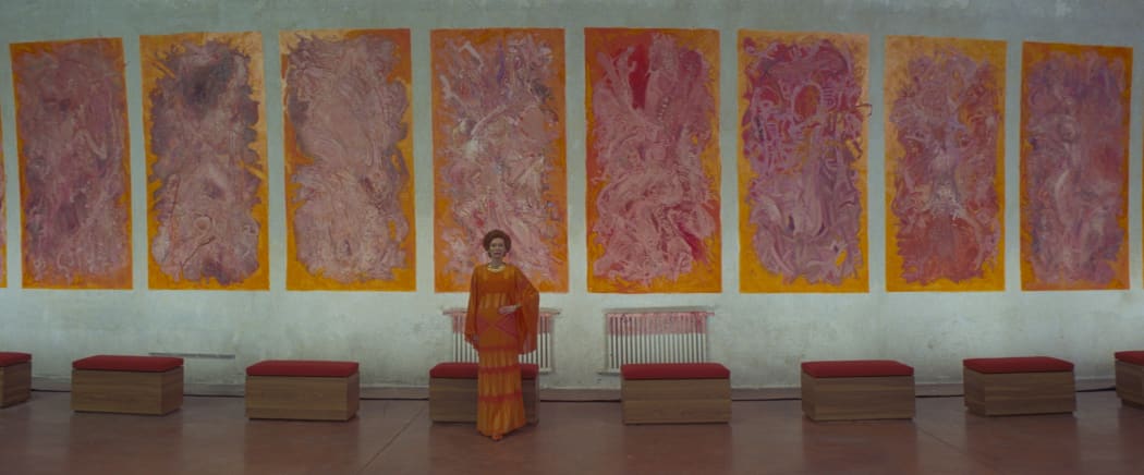 Tilda Swinton as arts correspondent JKL Berensen before The Rosenthaler Paintings in The French Dispatch.