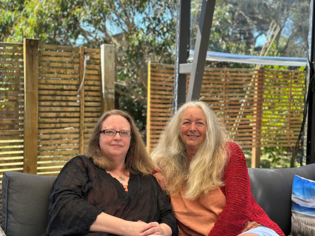 Deb Morris and Dr Fran Tyler of Genealogy Investigations