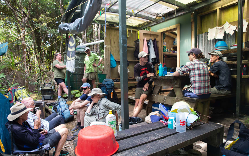 Te Whare Huna DOC private research hut.