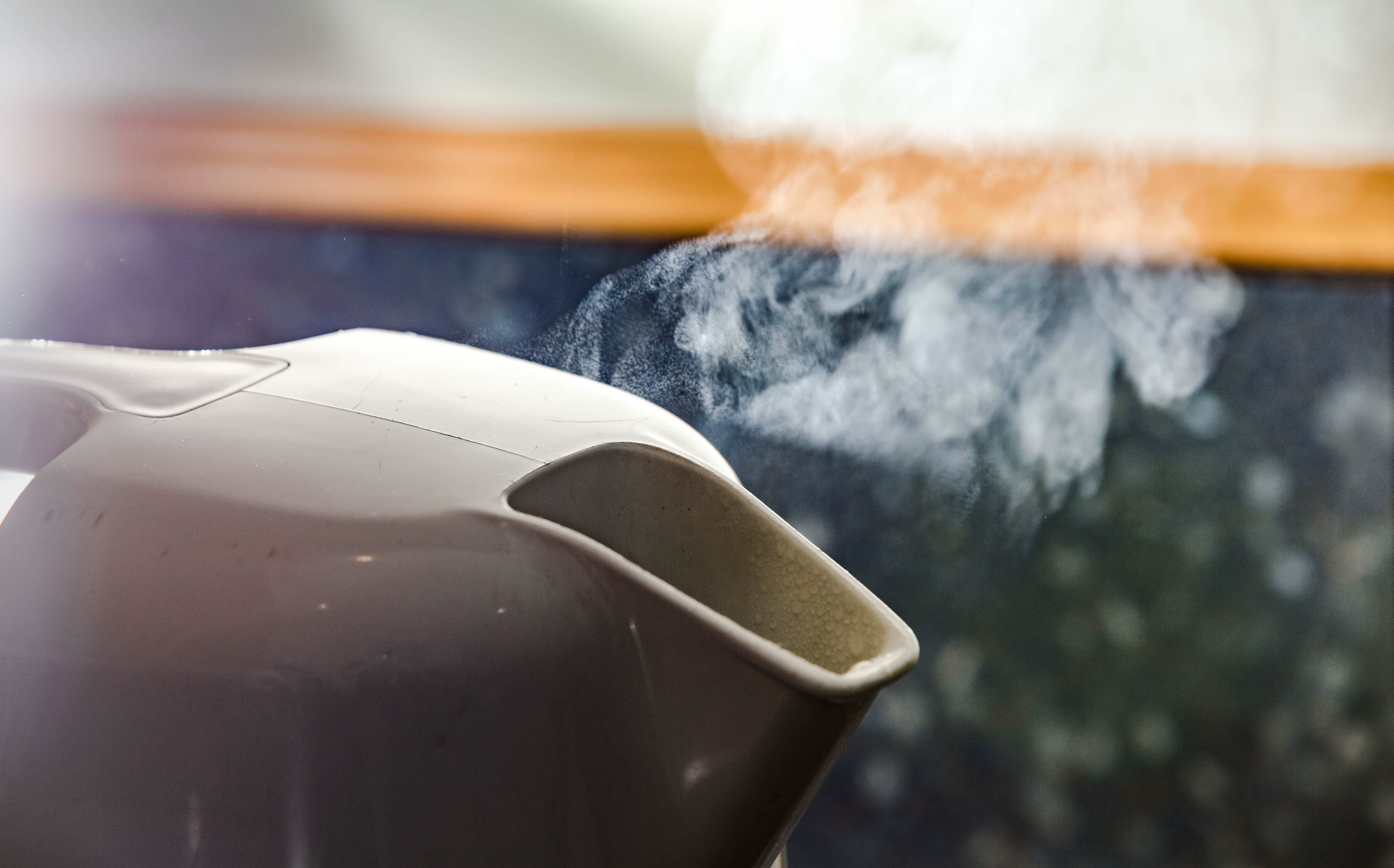 A jug boiling water.
