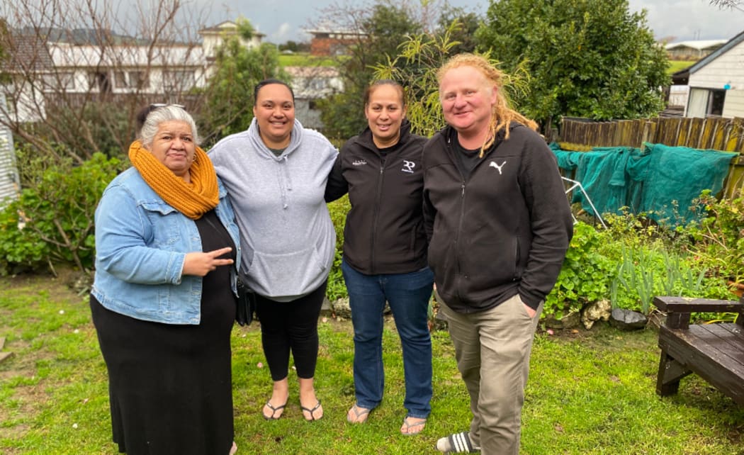 Street activators Tere Hamilton, Rose Ulfsby and Maria Haurua, and UNOH's Dave Tims, in Randwick Park.