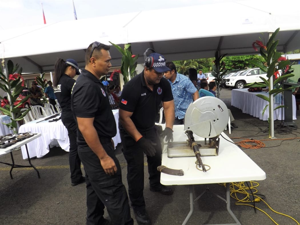 Samoan police destroy illegal guns