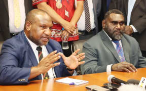 PNG Prime Minister James Marape and Bougainville's President Ishmael Toroama meet for talks in Port Moresby, 9 November 2020.