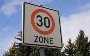 Traffic sign speed limit 30