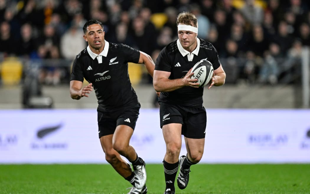 Anton Lienert-Brown of New Zealand and Sam Cane of New Zealand.
New Zealand All Blacks v Australia Wallabies, Bledisloe Cup and Rugby Championship rugby union test match at Sky Stadium, Wellington, New Zealand on Saturday 28 September 2024. © Photo: Andrew Cornaga / Photosport