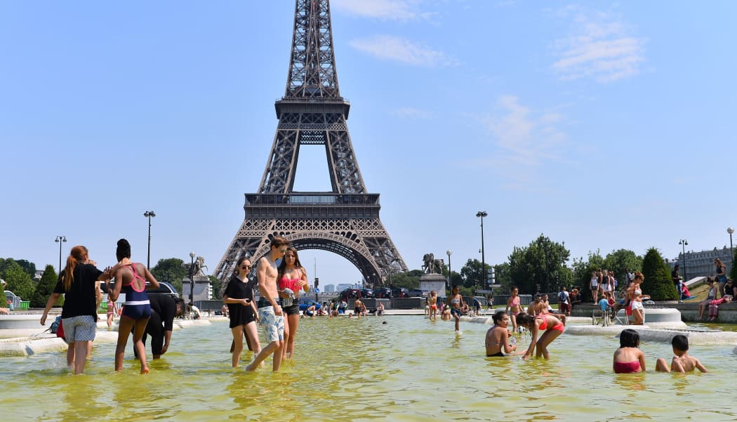 Temperatures in Paris reached 40°C.