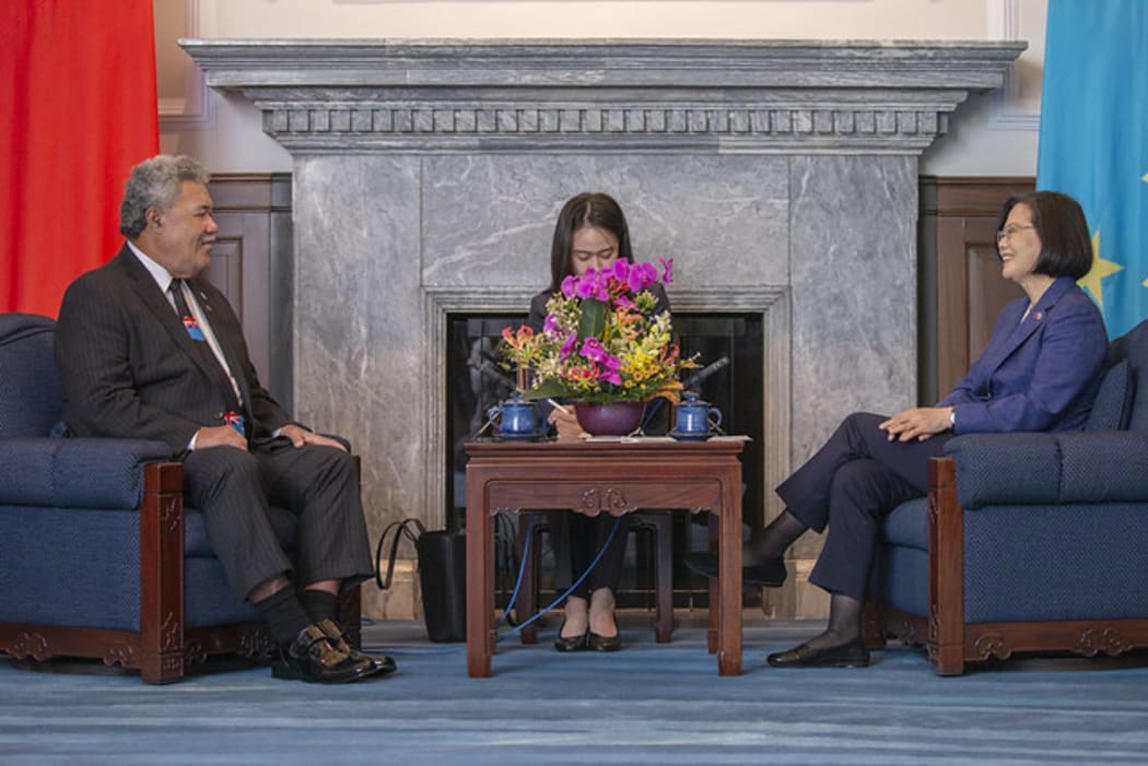 Tuvalu's Prime Minister Enele Sopoaga and his Taiwanese counterpart Tsai Ing-wen