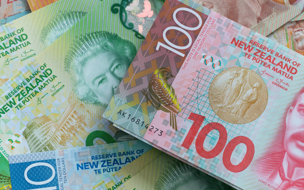 New Zealand money