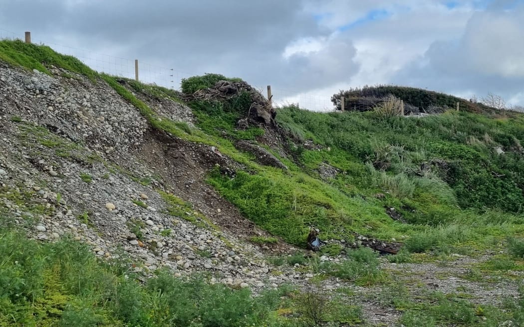 Erosion at the tip of Bluecliffs.
