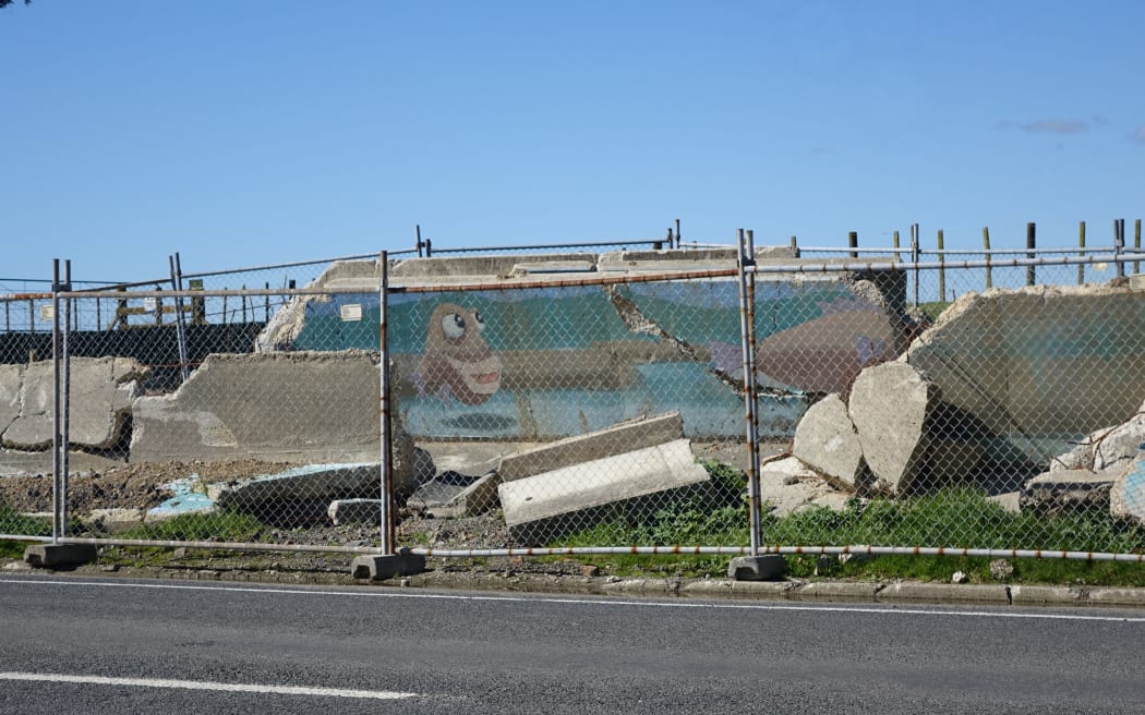 The remains of the Rangitaiki River stopbank on College Rd.