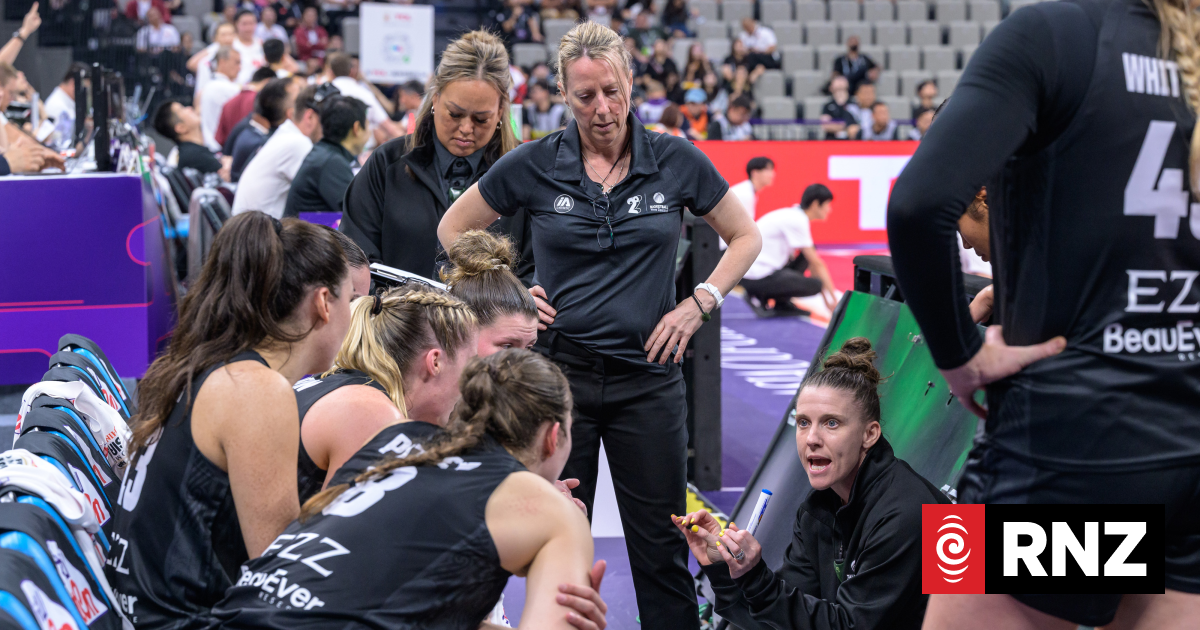 Tall Ferns humbled by Spain in opening World Cup qualifer - RNZ