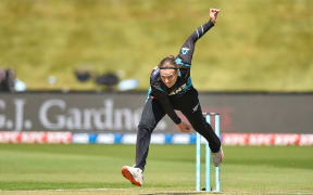 White Ferns bowler Lea Tahuhu.